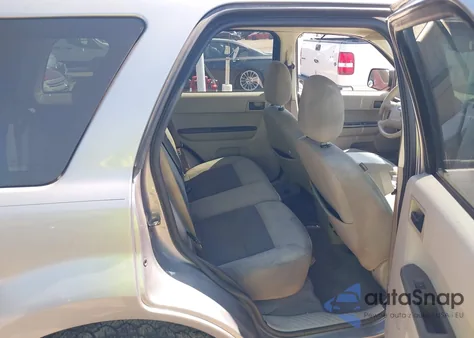 2008 Ford Escape Xlt из США, поврежденный, VIN 1FMCU03Z28KD22159